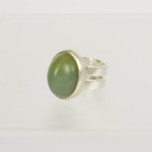 DA35: Russian Jade ring