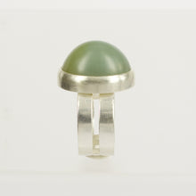 DA35: Russian Jade ring