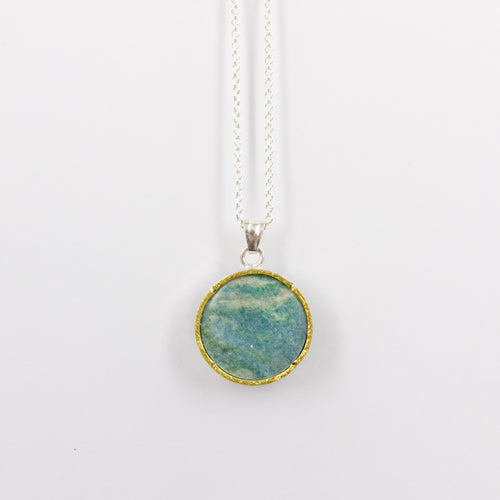 DM273C: Large Aotea stone disc pendant