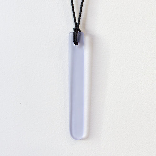 GSM03: Blade pendant - neodymium glass