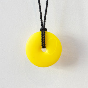 GSM07: Pi disc pendant - yellow gold glass