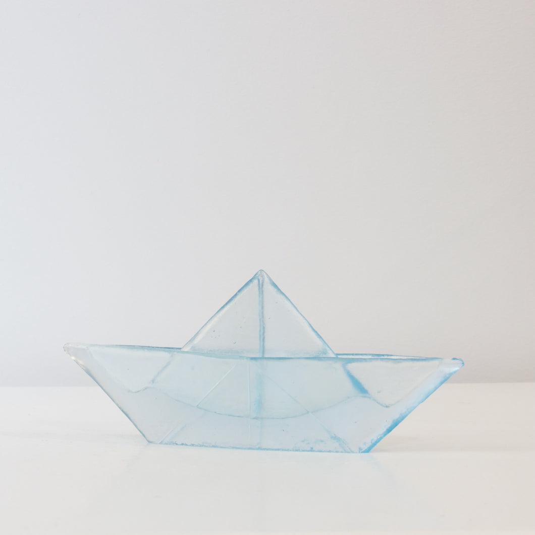 TBA114: Origami boat - pale blue