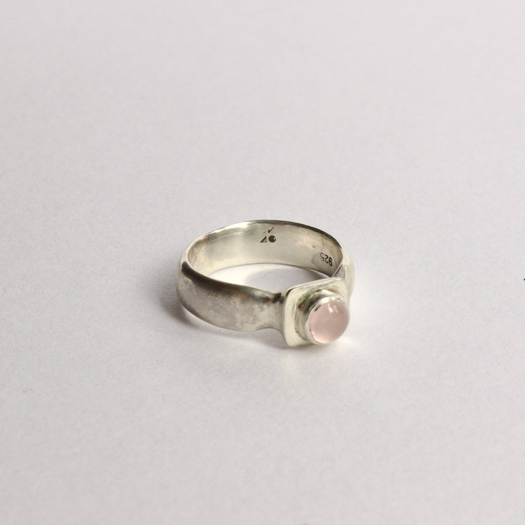 RK60: Roze quartz ring