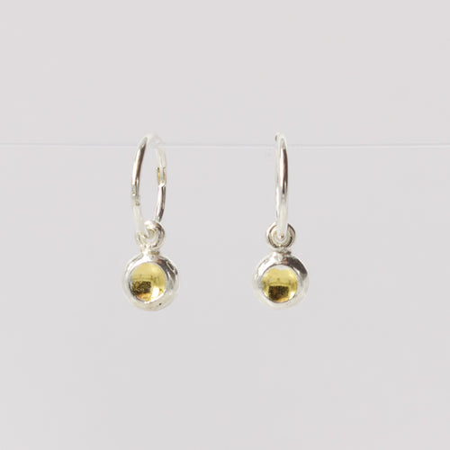 LA101: Tiny concave earrings